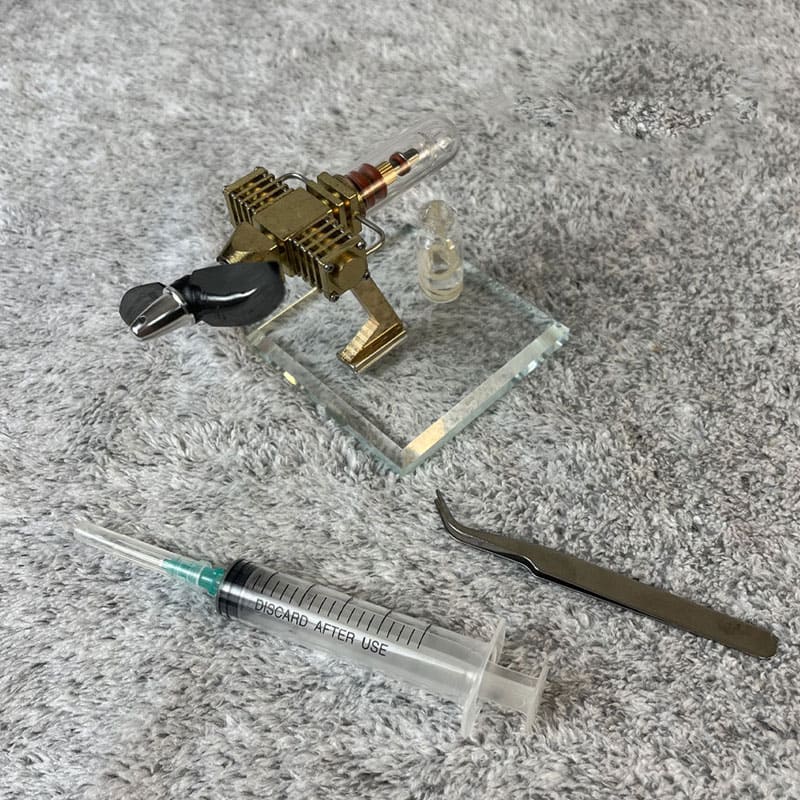 Mini Motor Stirling de Aeronave - Mercado de Luxo - O Maior E-Commerce de Bens, Produtos e Serviços de Luxo do Brasil.