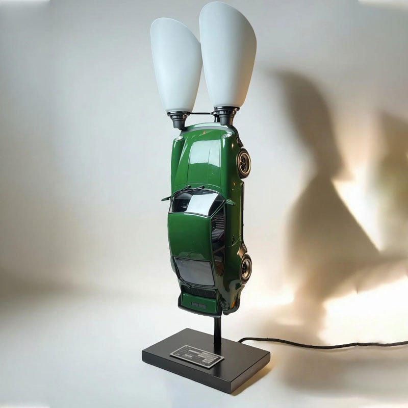 Luminária Edição Limitada Porsche 930 Turbo Coupé - Verde Irish Escala 1:12 - Mercado de Luxo - O Maior E-Commerce de Bens, Produtos e Serviços de Luxo do Brasil.