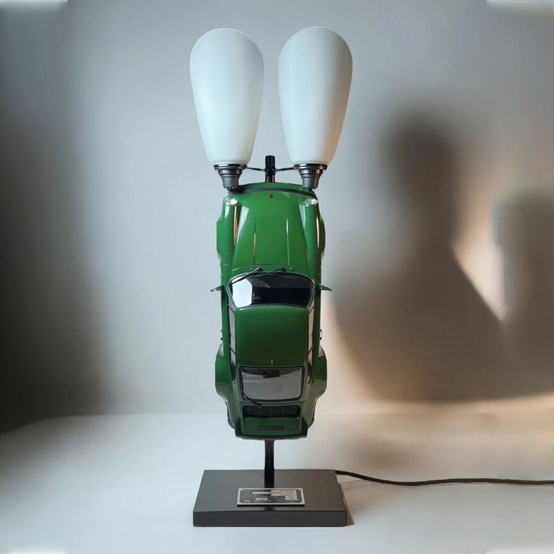 Luminária Edição Limitada Porsche 930 Turbo Coupé - Verde Irish Escala 1:12 - Mercado de Luxo - O Maior E-Commerce de Bens, Produtos e Serviços de Luxo do Brasil.