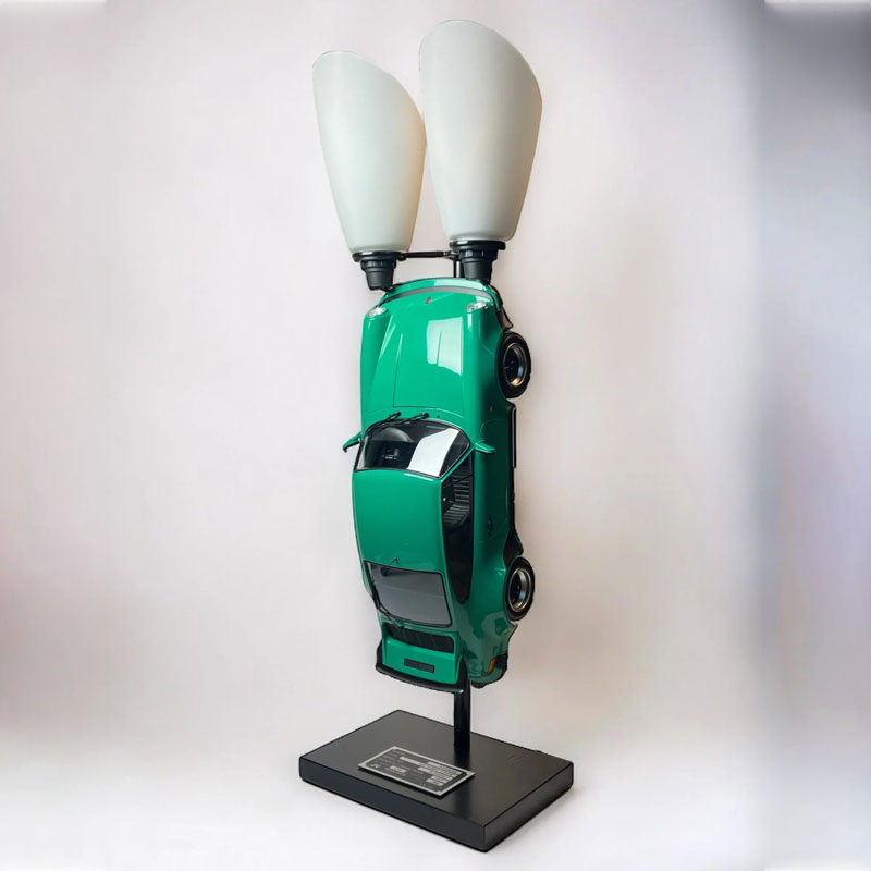 Luminária Edição Limitada Porsche 930 Turbo Coupé - Verde Speedway Escala 1:12 - Mercado de Luxo - O Maior E-Commerce de Bens, Produtos e Serviços de Luxo do Brasil.