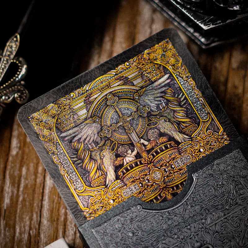 Baralho Edição Limitada Halidom Silver Sacred 2 Unidades - Prata e Preto - Mercado de Luxo - O Maior E-Commerce de Bens, Produtos e Serviços de Luxo do Brasil.