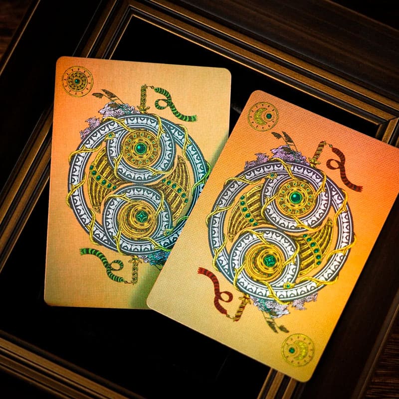 Baralho Edição Limitada White Tiger Frame 1 Unidade - Coffee Com o Quadro - Mercado de Luxo - O Maior E-Commerce de Bens, Produtos e Serviços de Luxo do Brasil.