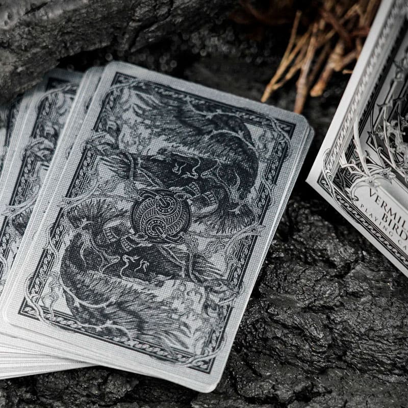Baralho Edição Limitada Vermilion Bird Black Gold 2 Unidades - Prata e Dourado - Mercado de Luxo - O Maior E-Commerce de Bens, Produtos e Serviços de Luxo do Brasil.