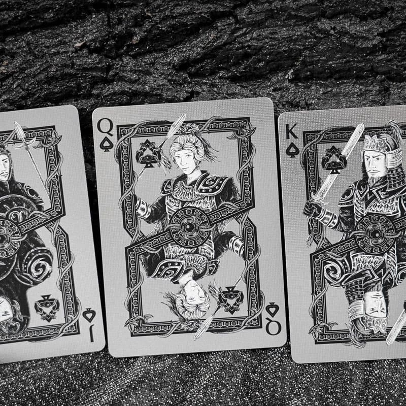 Baralho Edição Limitada Black Tortoise Black Gold 2 Unidades - Prata e Dourado - Mercado de Luxo - O Maior E-Commerce de Bens, Produtos e Serviços de Luxo do Brasil.