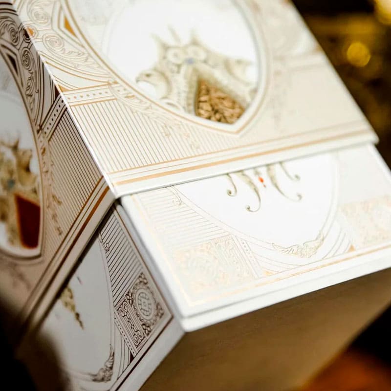 Baralho Edição Limitada Kingdom Classic 2 Unidades - Vermelho e Azul - Mercado de Luxo - O Maior E-Commerce de Bens, Produtos e Serviços de Luxo do Brasil.