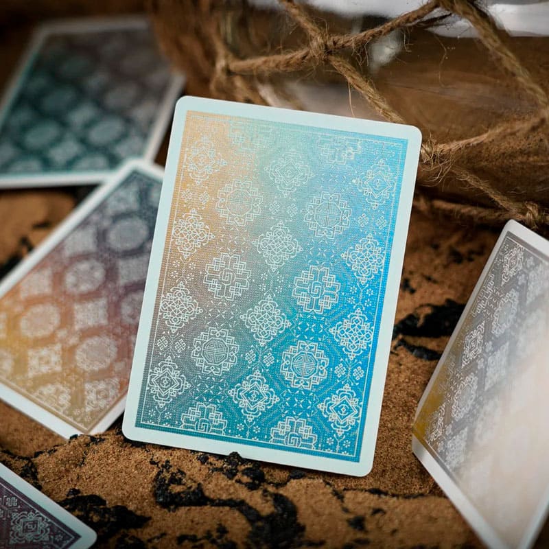 Baralho Edição Limitada Silk Black 2 Unidades - Preto e Branco - Mercado de Luxo - O Maior E-Commerce de Bens, Produtos e Serviços de Luxo do Brasil.