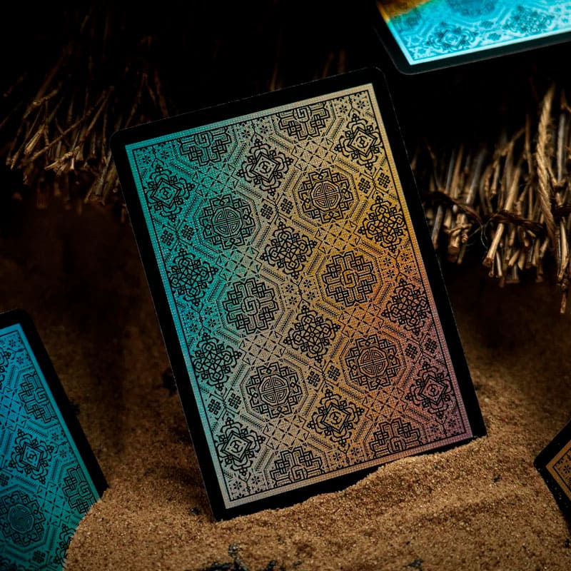 Baralho Edição Limitada Silk Black 2 Unidades - Preto e Branco - Mercado de Luxo - O Maior E-Commerce de Bens, Produtos e Serviços de Luxo do Brasil.