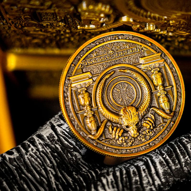 Baralho Edição Limitada Devildom Deluxe Walnut Box 1 Unidade - Dourado - Mercado de Luxo - O Maior E-Commerce de Bens, Produtos e Serviços de Luxo do Brasil.