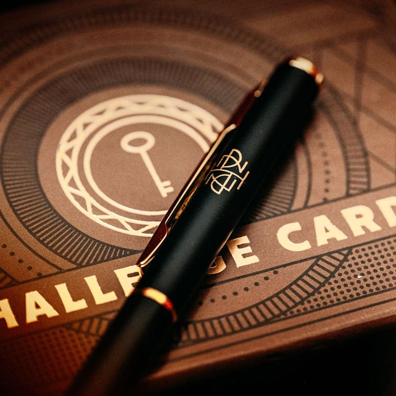 Jogo de Tabuleiro Box Two by Neil Patrick Harris - Mercado de Luxo - O Maior E-Commerce de Bens, Produtos e Serviços de Luxo do Brasil.