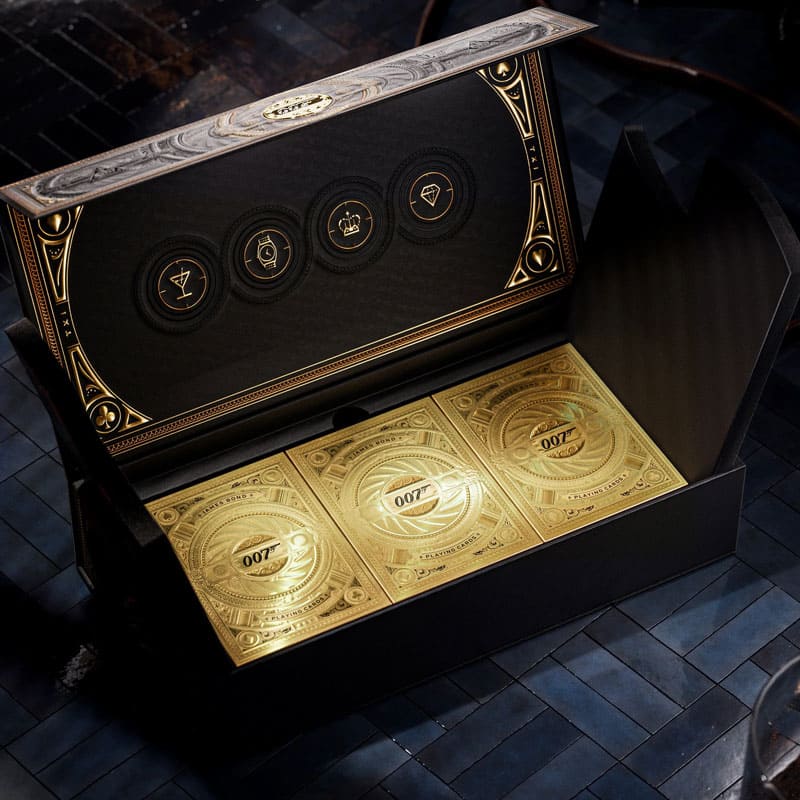 Baralho James Bond 007 Edição Cards and Pen by Theory11 6 Unidades - Mercado de Luxo - O Maior E-Commerce de Bens, Produtos e Serviços de Luxo do Brasil.