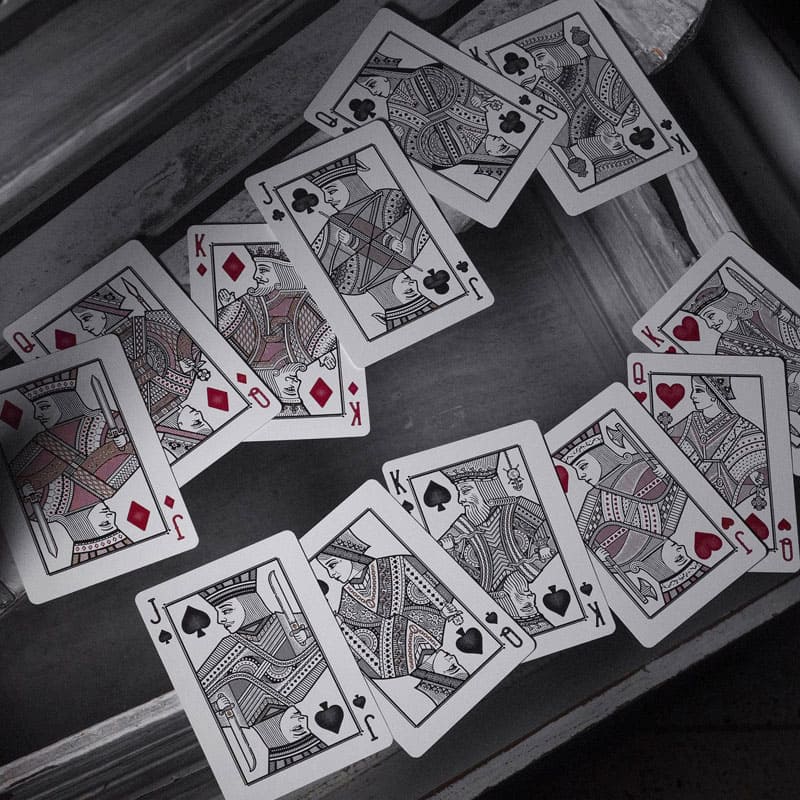 Baralho Contraband 3 Unidades - Mercado de Luxo - O Maior E-Commerce de Bens, Produtos e Serviços de Luxo do Brasil.