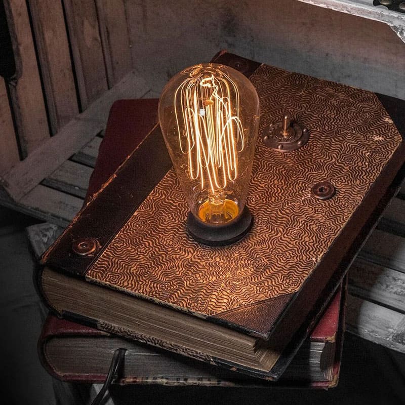 Caixa para Baralho The Contraband Book Lamps - Mercado de Luxo - O Maior E-Commerce de Bens, Produtos e Serviços de Luxo do Brasil.