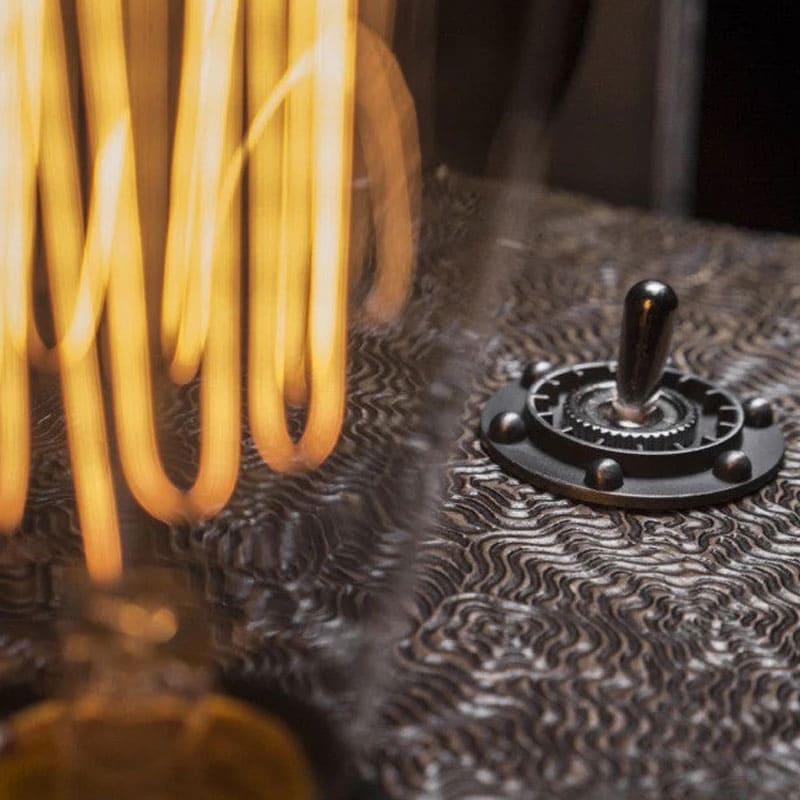 Caixa para Baralho The Contraband Book Lamps - Mercado de Luxo - O Maior E-Commerce de Bens, Produtos e Serviços de Luxo do Brasil.