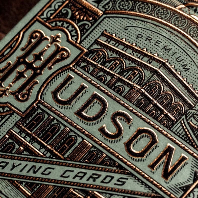 Baralho Hudson 3 Unidades - Mercado de Luxo - O Maior E-Commerce de Bens, Produtos e Serviços de Luxo do Brasil.