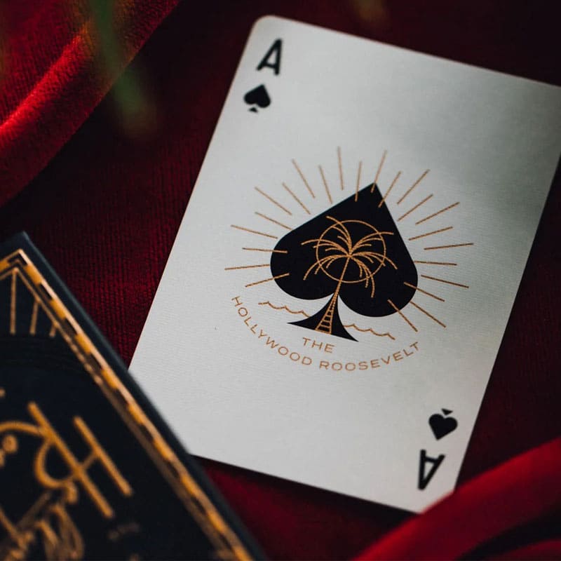 Baralho The Hollywood Roosevelt 1927 3 Unidades - Mercado de Luxo - O Maior E-Commerce de Bens, Produtos e Serviços de Luxo do Brasil.