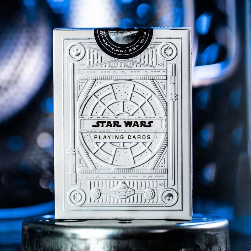 Baralho Star Wars Silver Edition 2 Unidades - Mercado de Luxo - O Maior E-Commerce de Bens, Produtos e Serviços de Luxo do Brasil.
