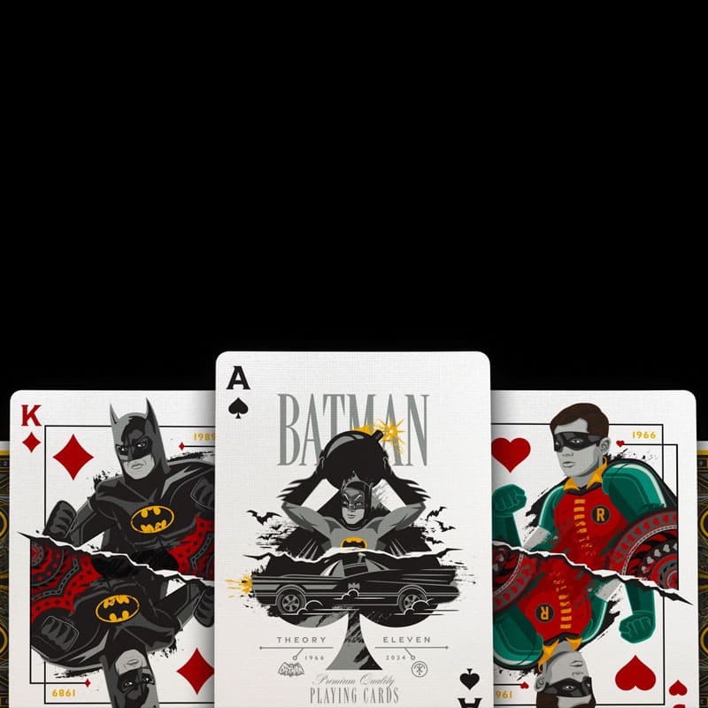 Baralho Batman 85th Anniversary Edition 3 Unidades - Mercado de Luxo - O Maior E-Commerce de Bens, Produtos e Serviços de Luxo do Brasil.