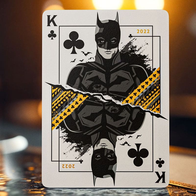 Baralho Batman 85th Anniversary Edition 3 Unidades - Mercado de Luxo - O Maior E-Commerce de Bens, Produtos e Serviços de Luxo do Brasil.