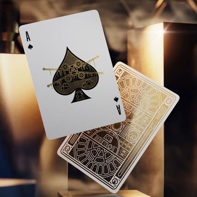 Baralho Star Wars Gold Edition 3 Unidades - Mercado de Luxo - O Maior E-Commerce de Bens, Produtos e Serviços de Luxo do Brasil.