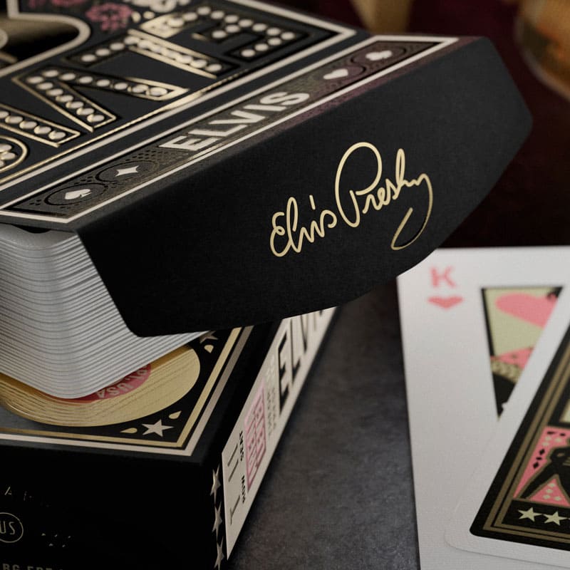 Baralho Elvis Tribute to The King of Rock & Roll 3 Unidades - Mercado de Luxo - O Maior E-Commerce de Bens, Produtos e Serviços de Luxo do Brasil.