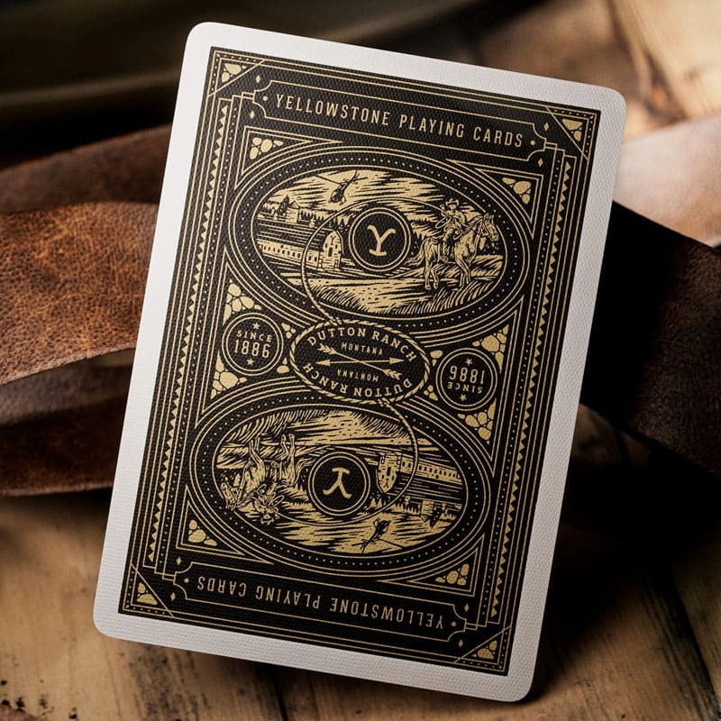 Baralho Yellowstone 3 Unidades - Mercado de Luxo - O Maior E-Commerce de Bens, Produtos e Serviços de Luxo do Brasil.