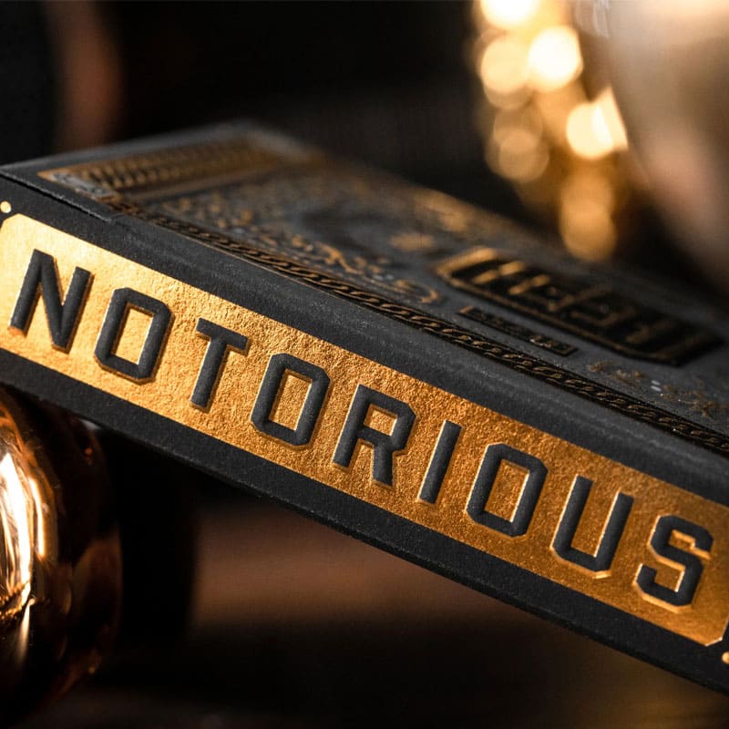 Baralho Notorious B.I.G The King Forever 3 Unidades - Mercado de Luxo - O Maior E-Commerce de Bens, Produtos e Serviços de Luxo do Brasil.