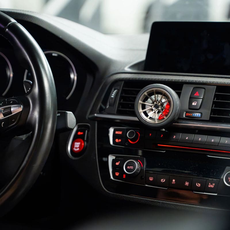 Mini Roda Purificador de Ar para Carros - Mercado de Luxo - O Maior E-Commerce de Bens, Produtos e Serviços de Luxo do Brasil.