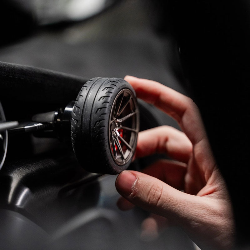 Mini Roda Purificador de Ar para Carros - Mercado de Luxo - O Maior E-Commerce de Bens, Produtos e Serviços de Luxo do Brasil.