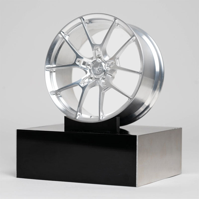 Mini Roda em Alumínio GO25 Platinum Grey - Mercado de Luxo - O Maior E-Commerce de Bens, Produtos e Serviços de Luxo do Brasil.