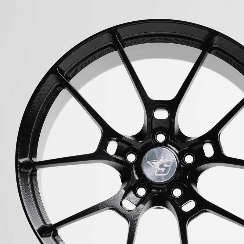 Mini Roda em Alumínio GO25 Black Edition - Mercado de Luxo - O Maior E-Commerce de Bens, Produtos e Serviços de Luxo do Brasil.