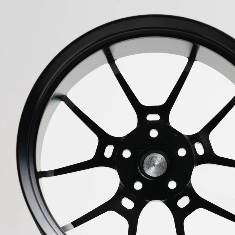 Mini Roda em Alumínio GO25 Black Edition - Mercado de Luxo - O Maior E-Commerce de Bens, Produtos e Serviços de Luxo do Brasil.