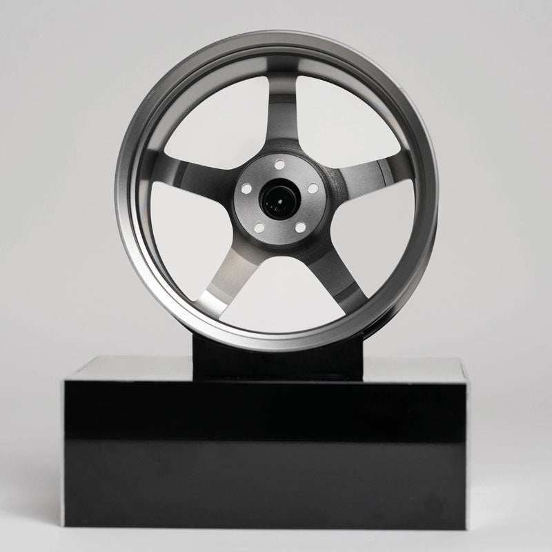 Mini Roda em Alumínio TE37 Platinum Grey - Mercado de Luxo - O Maior E-Commerce de Bens, Produtos e Serviços de Luxo do Brasil.