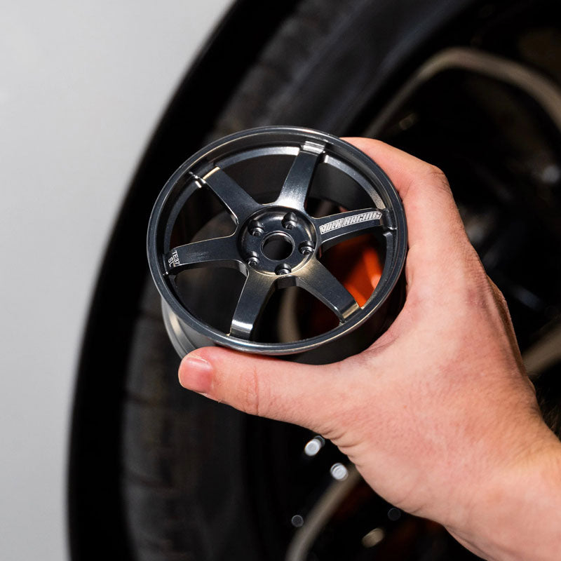 Mini Roda em Alumínio TE37 Platinum Grey - Mercado de Luxo - O Maior E-Commerce de Bens, Produtos e Serviços de Luxo do Brasil.