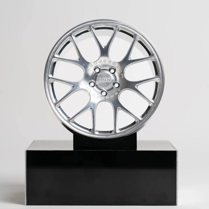 Mini Roda em Alumínio BBS CH-R Motor Sport Diamond Silver - Mercado de Luxo - O Maior E-Commerce de Bens, Produtos e Serviços de Luxo do Brasil.