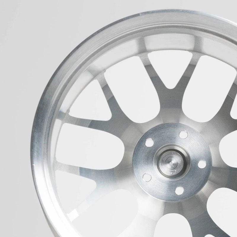 Mini Roda em Alumínio BBS CH-R Motor Sport Diamond Silver - Mercado de Luxo - O Maior E-Commerce de Bens, Produtos e Serviços de Luxo do Brasil.