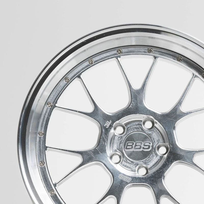 Mini Roda em Alumínio BBS LM-R Diamond Silver - Mercado de Luxo - O Maior E-Commerce de Bens, Produtos e Serviços de Luxo do Brasil.