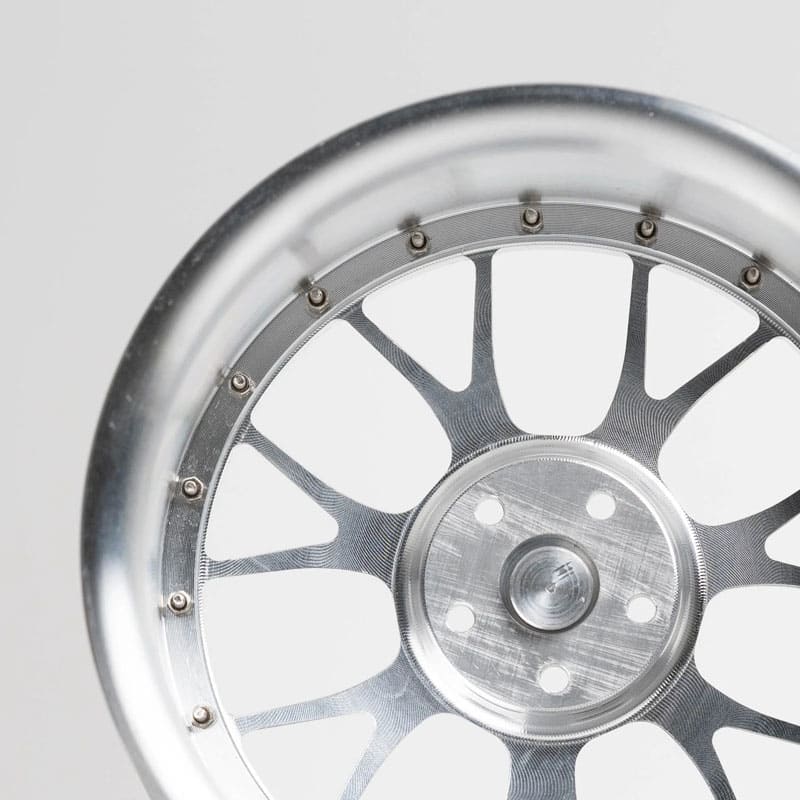 Mini Roda em Alumínio BBS LM-R Diamond Silver - Mercado de Luxo - O Maior E-Commerce de Bens, Produtos e Serviços de Luxo do Brasil.