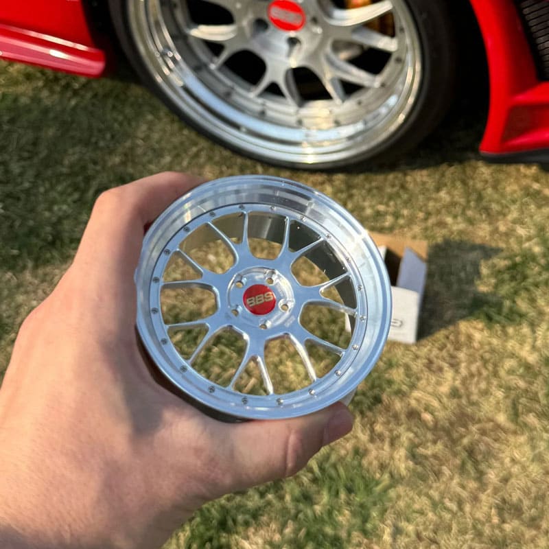 Mini Roda em Alumínio BBS LM-R Diamond Silver - Mercado de Luxo - O Maior E-Commerce de Bens, Produtos e Serviços de Luxo do Brasil.