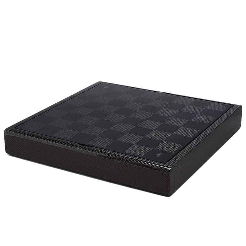 Jogo de Xadrez Oficial da Ferrari - Mercado de Luxo - O Maior E-Commerce de Bens, Produtos e Serviços de Luxo do Brasil.