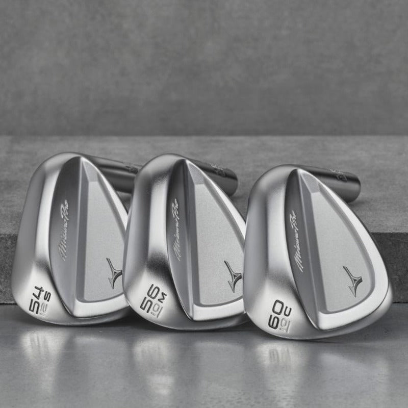 Taco Wedge Pro T-3 Soft White Satin - Mercado de Luxo - O Maior E-Commerce de Bens, Produtos e Serviços de Luxo do Brasil.