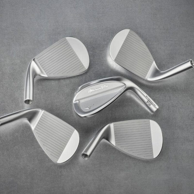Taco Wedge Pro T-3 Soft White Satin - Mercado de Luxo - O Maior E-Commerce de Bens, Produtos e Serviços de Luxo do Brasil.