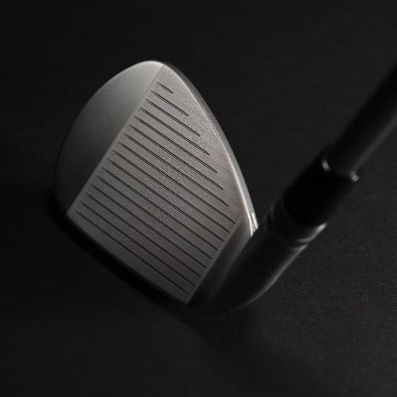 Taco Wedge Vokey SM10works 44 F Grind Raw - Mercado de Luxo - O Maior E-Commerce de Bens, Produtos e Serviços de Luxo do Brasil.