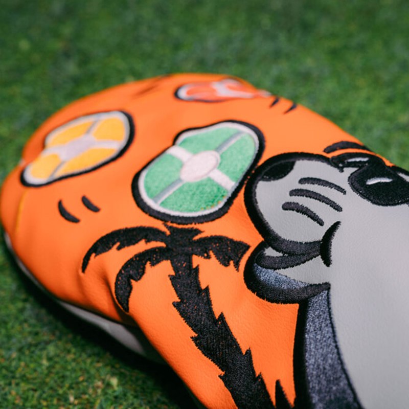 Headcover Hatch x Fujikura Saltee Driver - Mercado de Luxo - O Maior E-Commerce de Bens, Produtos e Serviços de Luxo do Brasil.