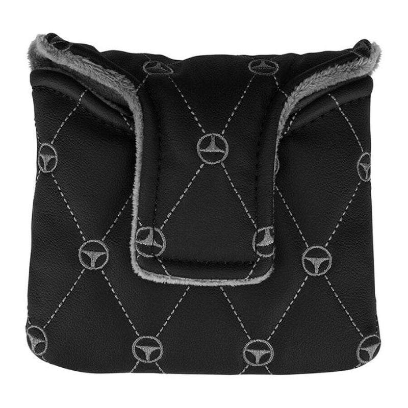 Headcover Patterned Mallet Putter - Mercado de Luxo - O Maior E-Commerce de Bens, Produtos e Serviços de Luxo do Brasil.