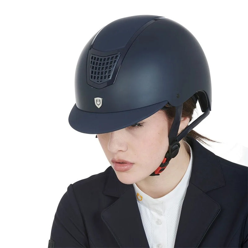 Capacete Eclipse Plain Matt Rowel Fitting - Mercado de Luxo - O Maior E-Commerce de Bens, Produtos e Serviços de Luxo do Brasil.