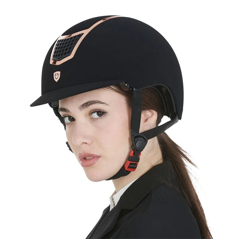 Capacete Eclipse Plain Velvet (3 Padding) - Mercado de Luxo - O Maior E-Commerce de Bens, Produtos e Serviços de Luxo do Brasil.