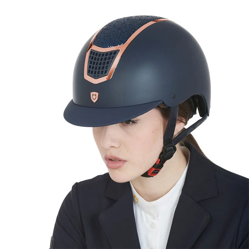 Capacete Eclipse Stone Mat Rowel Fitting - Mercado de Luxo - O Maior E-Commerce de Bens, Produtos e Serviços de Luxo do Brasil.