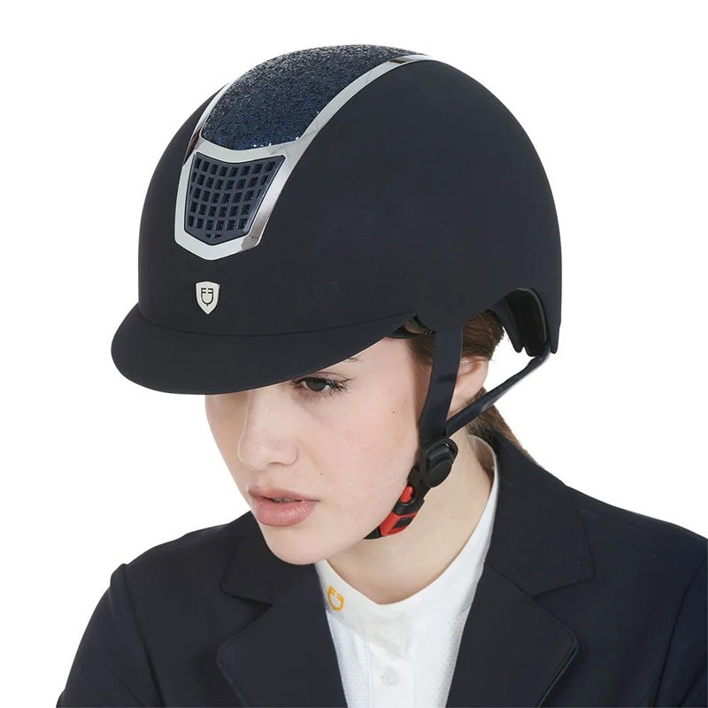 Capacete Eclipse Stone Velvet Rowel Fitting - Mercado de Luxo - O Maior E-Commerce de Bens, Produtos e Serviços de Luxo do Brasil.