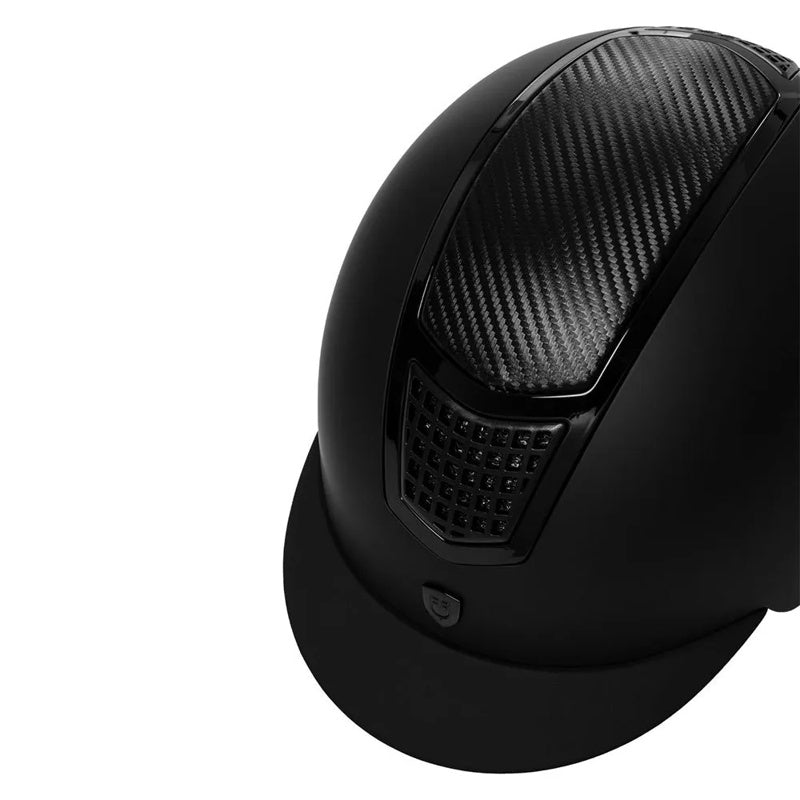 Capacete Modello Eclipse Plain Matt Carbon Finish Rowel Fitting - Mercado de Luxo - O Maior E-Commerce de Bens, Produtos e Serviços de Luxo do Brasil.