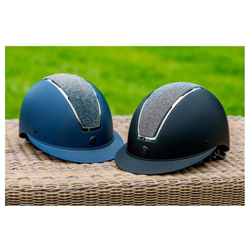 Capacete Omega Glamourous - Mercado de Luxo - O Maior E-Commerce de Bens, Produtos e Serviços de Luxo do Brasil.